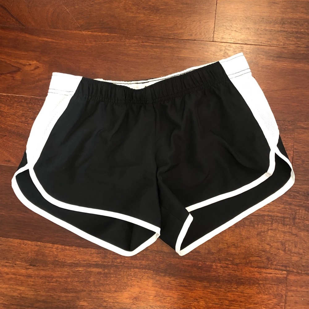 Running shorts